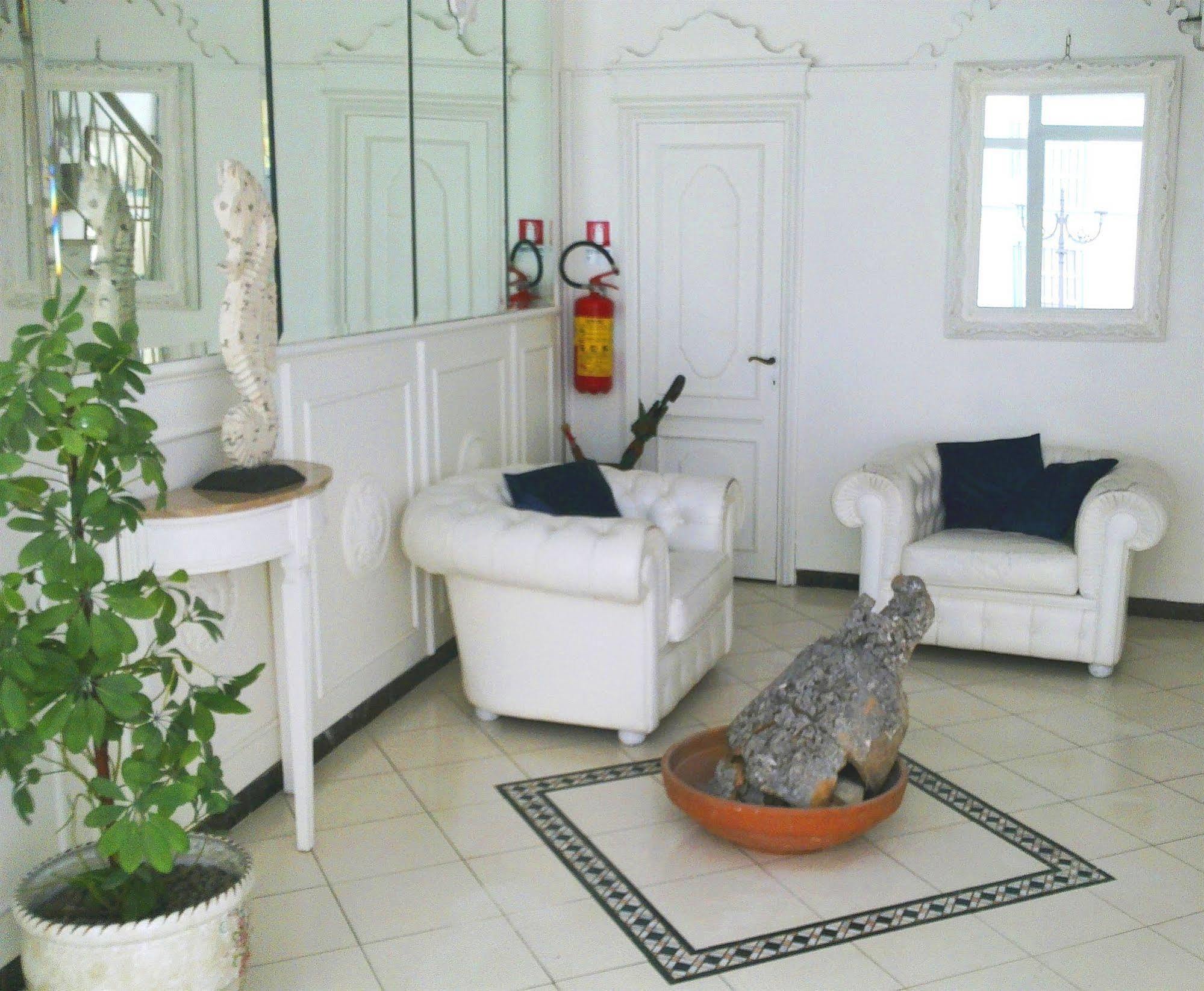 גביצ'ה מארה Hotel Maremonti מראה חיצוני תמונה